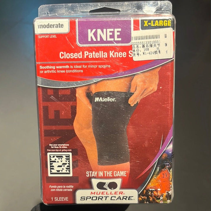 Mueller Closed Patella Knee Sleeve  424