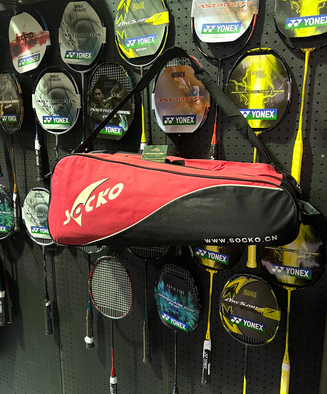 CLEARANCE SALE SOCKO Badminton Rackets Bag