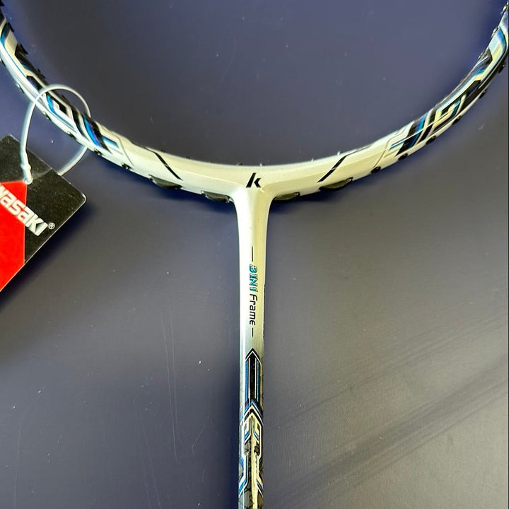 Kawasaki Master 700 II Badminton Racket 83g max 31lbs 40t carb