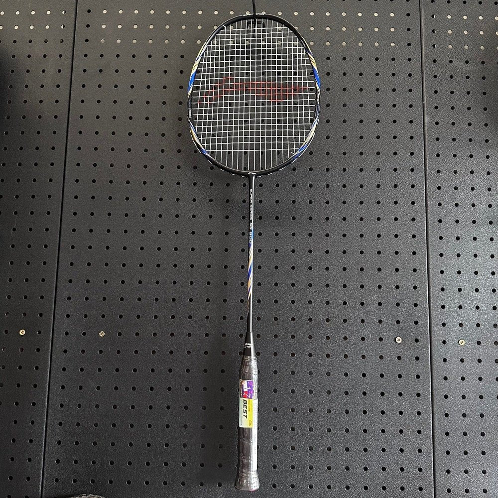 Li Ning Super Series SS 900 (84 Grams) Badminton Racquet /  Badminton Racket