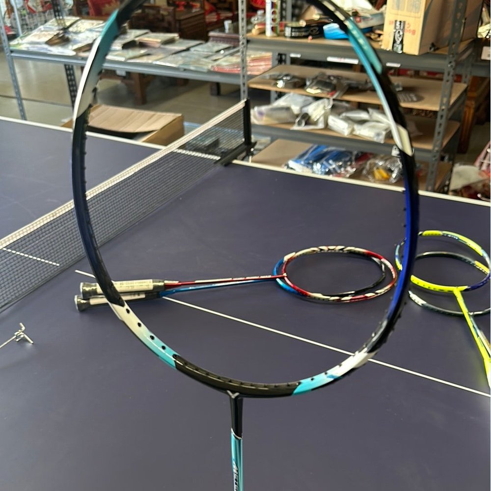 Victor meteor x 6000 badminton racket 83g