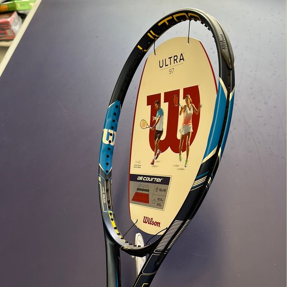 Wilson ULTRA 97 网球拍握把尺寸 2 重量 310G